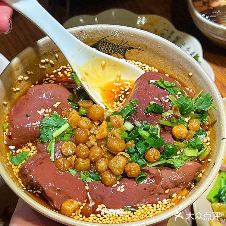 为了这碗招牌血旺‼️想天天去它家吃跷脚牛肉