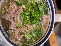 -云阿蛮云南生烫牛肉米线(奉贤路店)