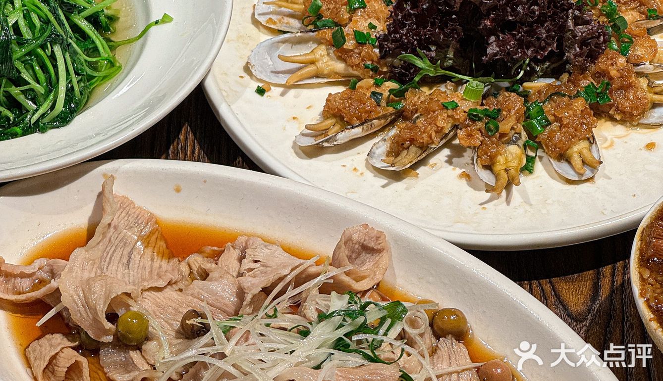 在北京！！我可太喜欢这碗12r的卤肉饭了！！！