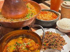 -浩海火燒雲傣家菜(芮欧百货店)