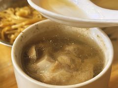 目鱼筒骨汤-广达眼镜炖罐(广达店)