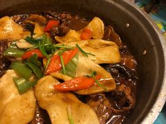 -闯关东东北农家菜(崂山石老人店)