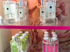 -中免(澳门机场免税店)