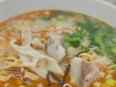 -豫碗香老烩面(梅河店)