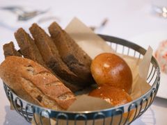 圣彼得堡面包筐-马克西姆俄罗斯餐厅(绥芬河店)