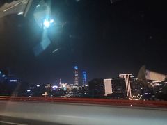 -白玉兰酒店(上海田子坊马当路地铁站店)