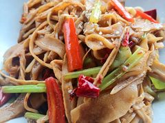 -荷塘秋月·本帮江浙菜(国权路店)