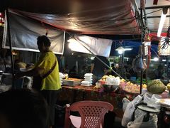 -芒果糯米饭摊子