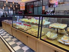 面包甜点陈列柜-味多美蛋糕(看丹桥店)