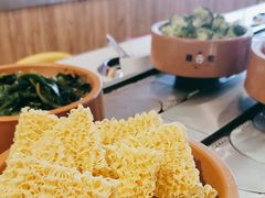 -龍歌自助小火锅(市南金茂湾店)