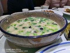 -品味居·首店·大连鲜活海鲜大连菜(东港店)