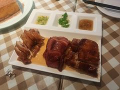 -新大咀港式茶餐厅(宝山万达店)