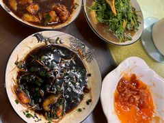 -胡子饮食店