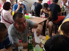 -宝瑞门钉肉饼店