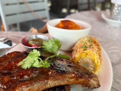 驰名烟熏嫩猪小排-Chili's Cafe&Bar奇利斯(滨江店)