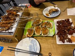 -烤满分·东北烧烤(首经贸店)