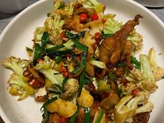 -龙巢盱眙龙虾·牛蛙·烧烤宵夜(八卦岭店)