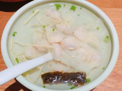 招牌鲜虾小馄饨-苏小柳手作点心(控江旭辉分院)