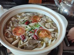 -口袋鸭砂煲火锅(解放路店)