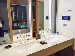 -杭州逸酒店(西湖武林店)