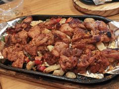 -老东镇啤酒屋海鲜加工·蒸汽海鲜·海鲜烧烤(台东店)