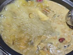 -野菌皇海景野生菌火锅(滨海大道店)