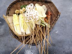 -马路边边串串香(涑河南街店)