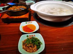 -龙泉人椰子鸡·糟粕醋·地标海南菜(龙昆南店)