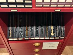 -九又四分之三站台哈利波特商店