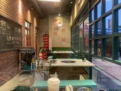 大堂-憨铁匠老火锅(龙岗万科里店)