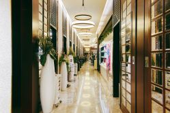 -AKOZO Beauty Salon