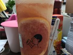 满杯红柚-喜茶(上海兴业太古汇店)