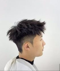 -川和潮人