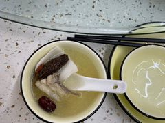 -墨脱石锅椰子鸡•海鲜糟粕醋(榆亚路店)