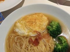 -MONICH牛排融合餐厅(和义大道购物中心店)