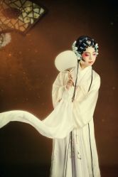 -盘子女人坊古装写真摄影(厦门总店)