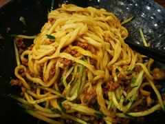 炸醬麵-四方面荘(常丰花园店)