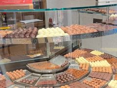 -Laderach 莱德拉(上海环贸iapm店)