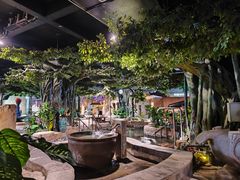 -泉城欧乐堡戏水湾艺术养生温泉