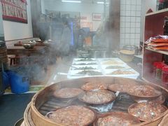 -佬缸炮江湖川菜(玉林店)