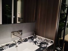 -万泊酒店(长沙五一广场国金中心店)