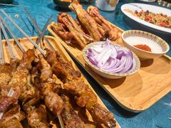 -乡村馕坑肉·烧烤·新疆菜·本地人更爱吃(阿勒泰首店)