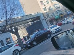 -三番火辣串串香(总店)