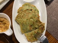 西葫芦饼配酸奶-TUK土耳其餐厅·下午茶(卢湾店)