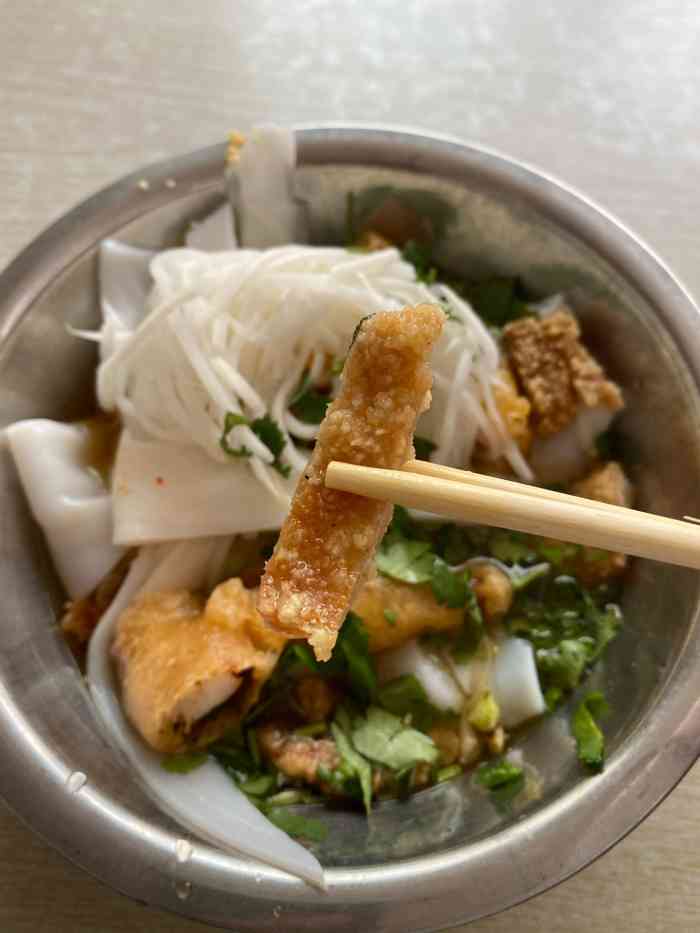 邹家宾阳酸粉(西关店)-"南宁有好几家比较有名气的宾阳酸粉,其中有.