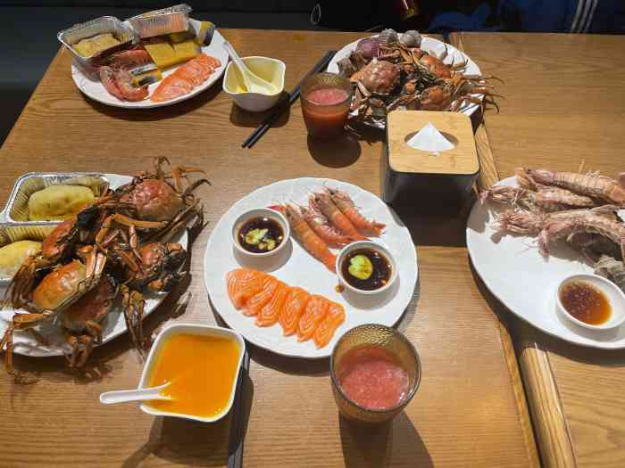 禾斗海鲜自助(城阳宝龙店)-"种草了好久的店,虽然远在城阳但是我们