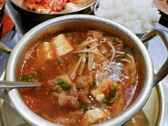 泡菜肥牛汤-本炙炭烤·蒲烧活鳗料理店(金沙洲店)