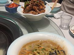 -满兴咱妈烀饼铁锅炖(兰州北街店)