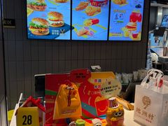 -麦当劳(宽城万达店)