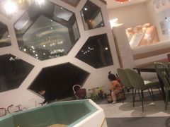 -艾米茉亲子餐厅(万象城店)